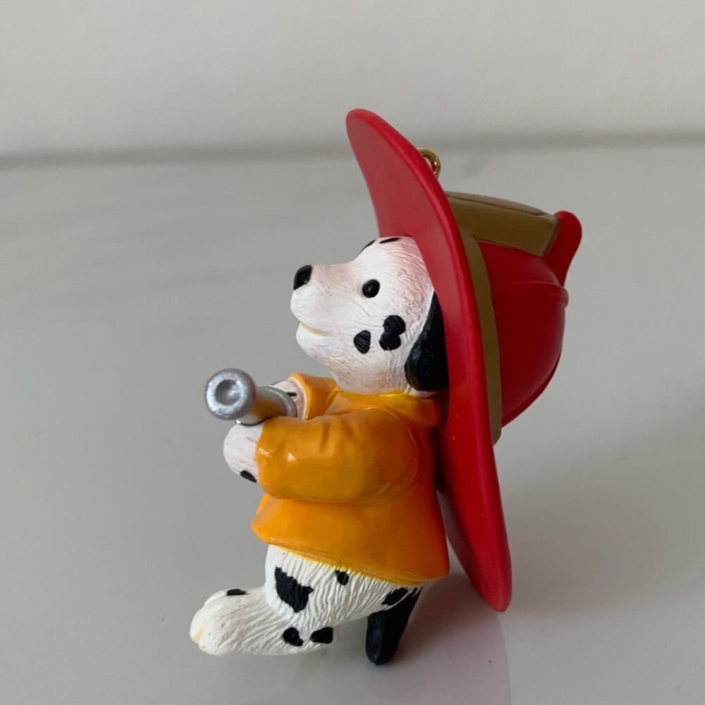 1993 Hallmark Dalmatian Firefighter Ornament - Picture 2 of 9